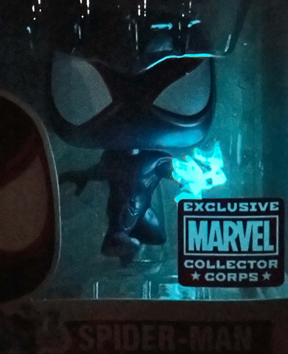 Funko POP! Spider-man Across the Spider-Verse - Spider-man (GITD) Marvel Collector Corp Exclusive